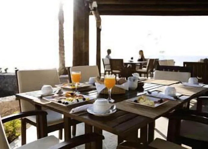 Paradise 3*